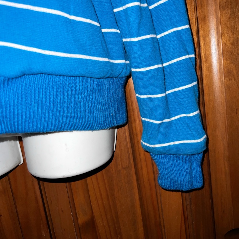Volcom - Picture 4 of 8